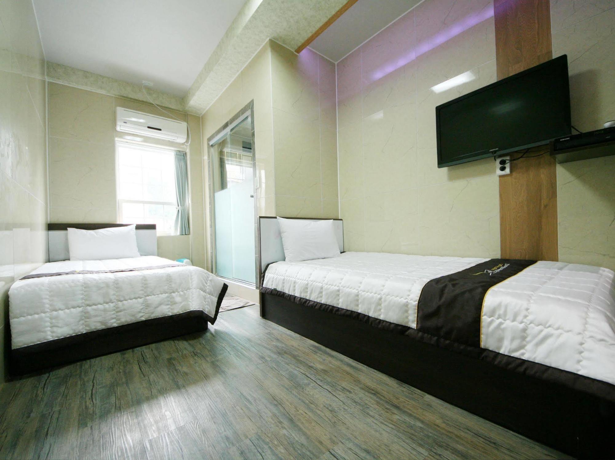 Guesthouse Myeongdong 2 Seul Exterior foto