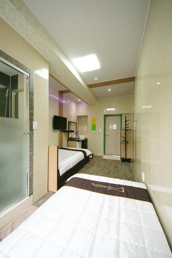 Guesthouse Myeongdong 2 Seul Cameră foto